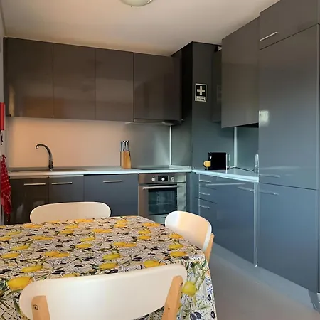 Apartment Near Praia Da Rocha With Big Outside Pool